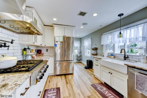 50 Winifred Drive Totowa NJ 07512