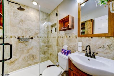 50 Winifred Drive Totowa NJ 07512