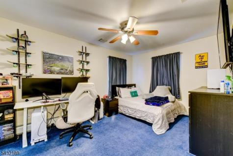50 Winifred Drive Totowa NJ 07512