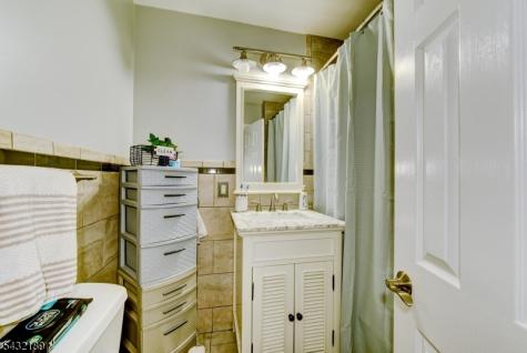 50 Winifred Drive Totowa NJ 07512