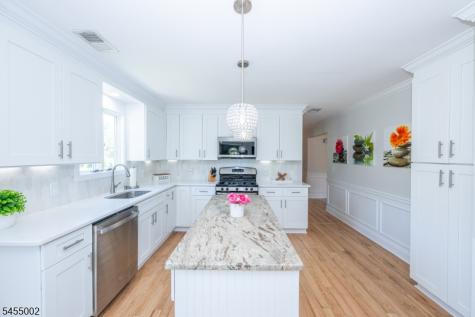 103 Briar Way Branchburg NJ 08853
