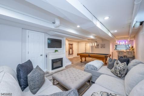 103 Briar Way Branchburg NJ 08853