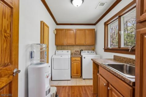 500 Maxim Drive Hopatcong NJ 07821