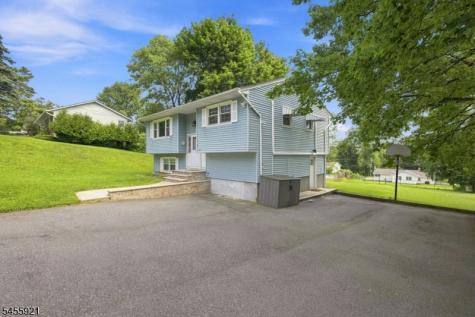 20 S Hillside Drive Mount Olive NJ 07828