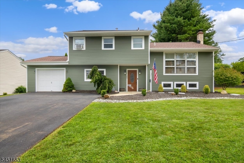 259 W Warren Street Washington NJ 07882