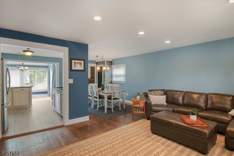 259 W Warren Street Washington NJ 07882