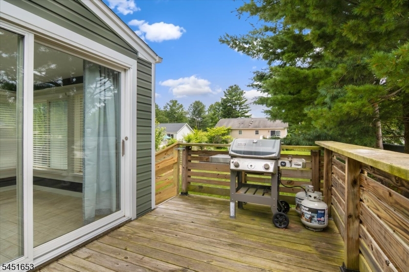 259 W Warren Street Washington NJ 07882