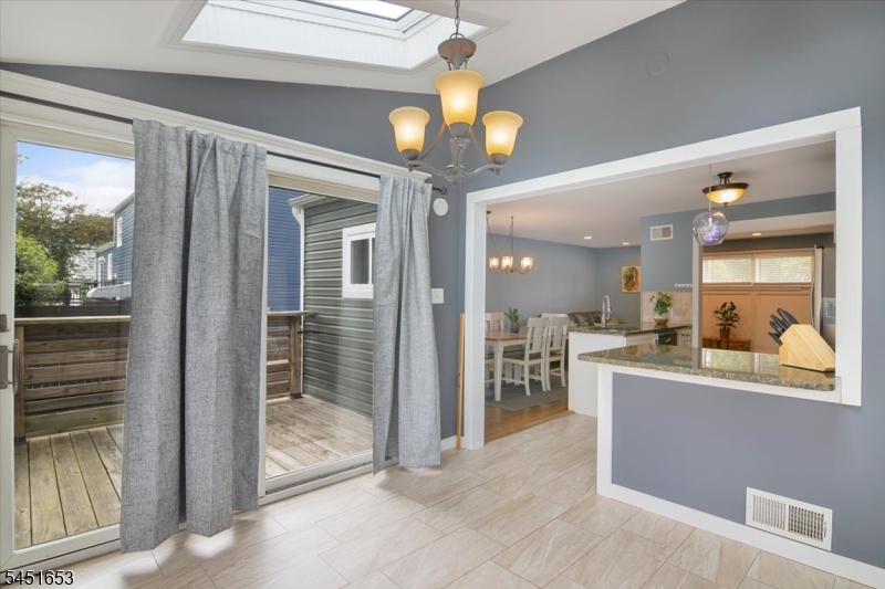 259 W Warren Street Washington NJ 07882