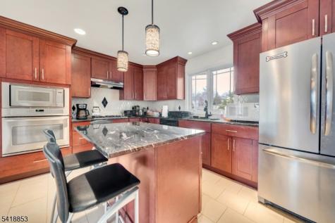 4 Jeffrey Road Wayne NJ 07470