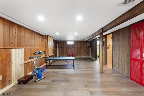 12 Crestwood Drive Madison NJ 07940