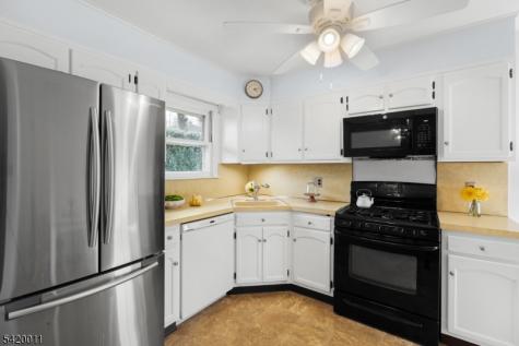12 Crestwood Drive Madison NJ 07940