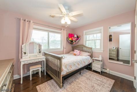 28 Riverview Road West Milford NJ 07438