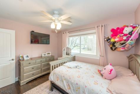 28 Riverview Road West Milford NJ 07438