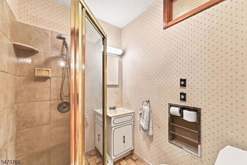 2069 Prospect Avenue Scotch Plains NJ 07076