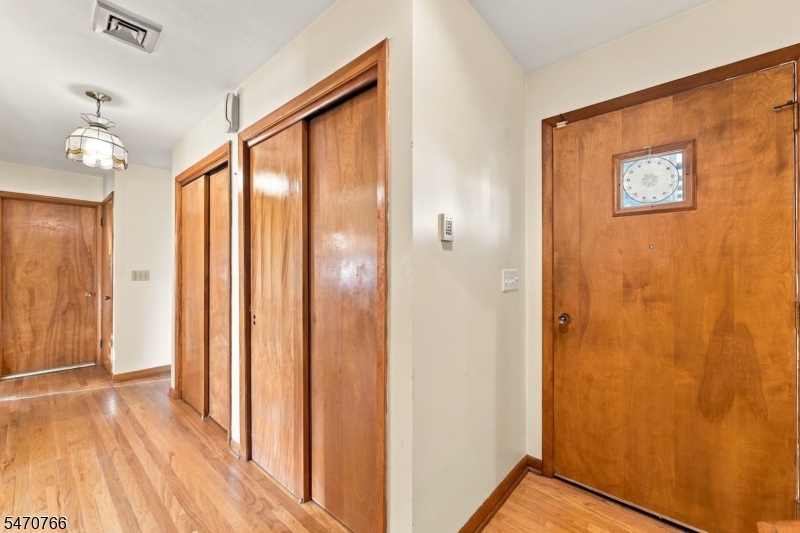 2069 Prospect Avenue Scotch Plains NJ 07076