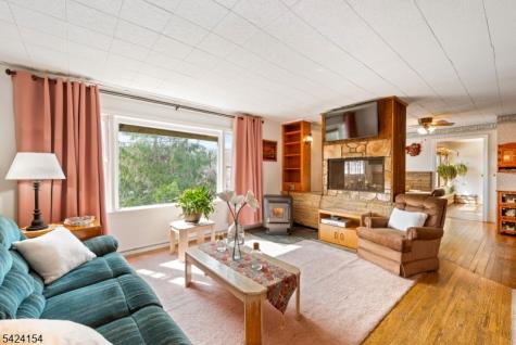 41 Swartswood Road Newton NJ 07860