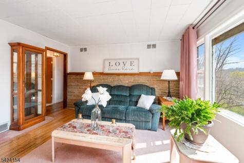 41 Swartswood Road Newton NJ 07860