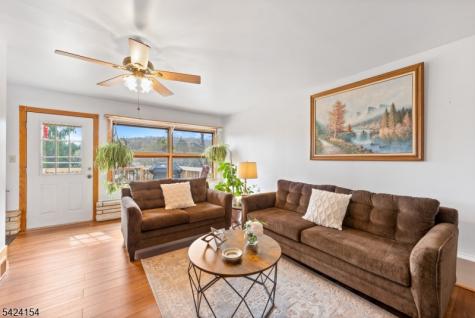 41 Swartswood Road Newton NJ 07860