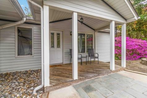 6 Seabert Lane Kinnelon NJ 07405