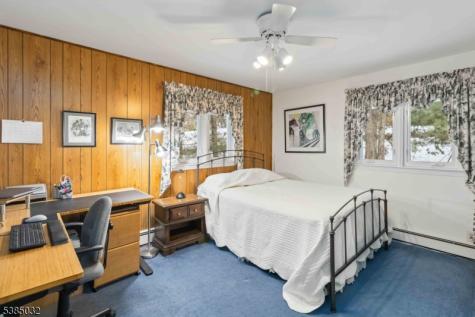 6 Seabert Lane Kinnelon NJ 07405