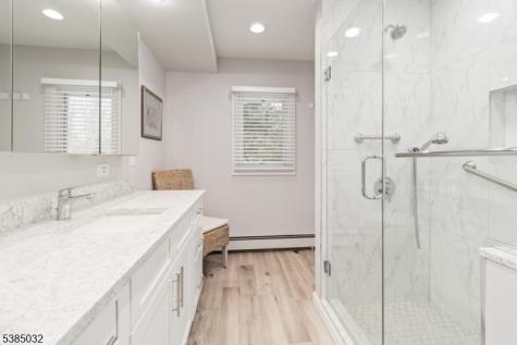 6 Seabert Lane Kinnelon NJ 07405