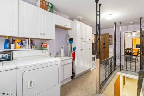 6 Seabert Lane Kinnelon NJ 07405