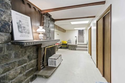 6 Seabert Lane Kinnelon NJ 07405
