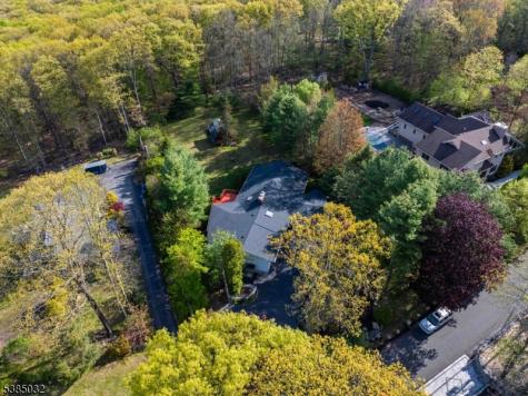 6 Seabert Lane Kinnelon NJ 07405
