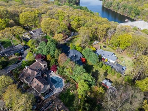 6 Seabert Lane Kinnelon NJ 07405
