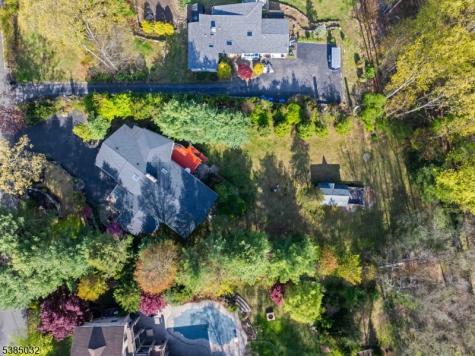 6 Seabert Lane Kinnelon NJ 07405