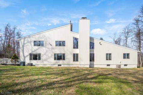 586 Stangle Road Bridgewater NJ 08836