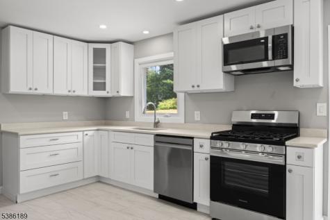 14 Kim Lane Washington NJ 07840
