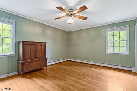 12 Dogwood Drive Chester NJ 07930