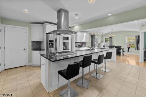 35 E Ridgewood Avenue Paramus NJ 07652