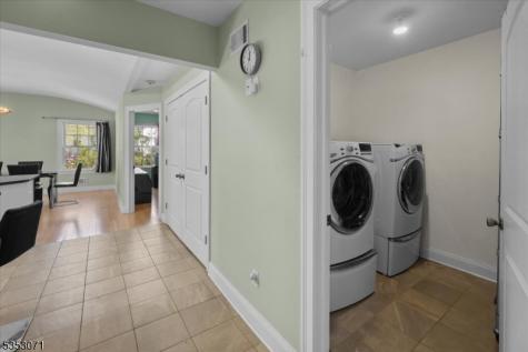 35 E Ridgewood Avenue Paramus NJ 07652