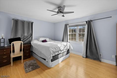35 E Ridgewood Avenue Paramus NJ 07652