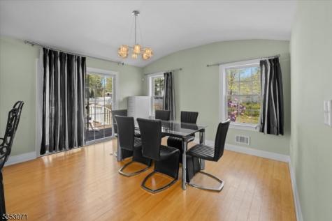 35 E Ridgewood Avenue Paramus NJ 07652
