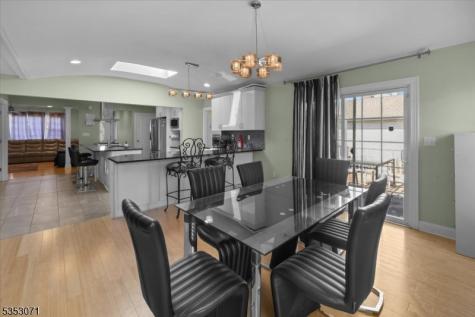 35 E Ridgewood Avenue Paramus NJ 07652