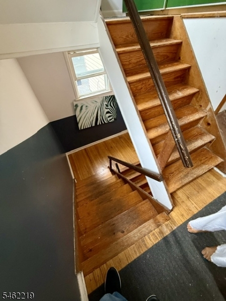 17 Oxford Street Montclair NJ 07042
