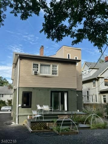 17 Oxford Street Montclair NJ 07042