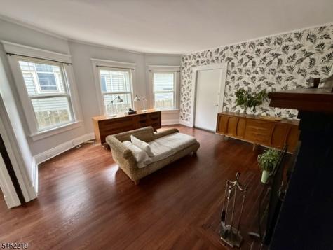 17 Oxford Street Montclair NJ 07042