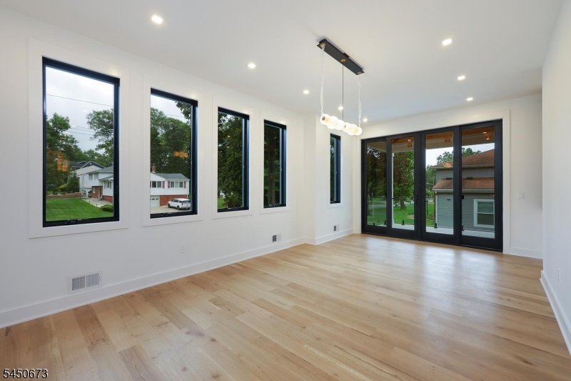 63 Billingsley Drive Livingston NJ 07039