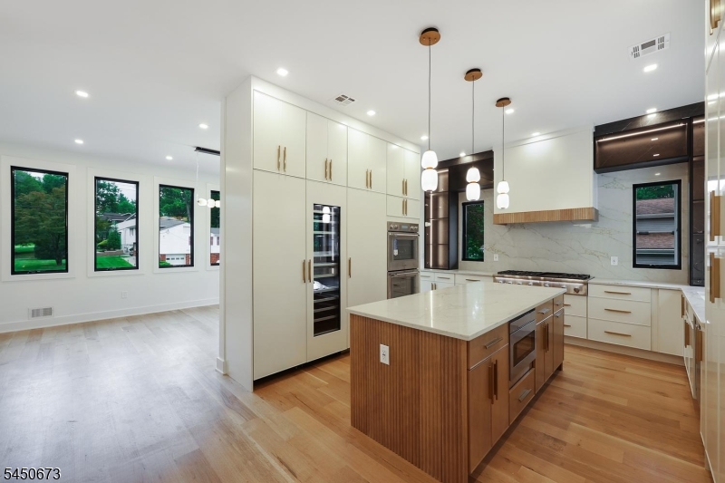 63 Billingsley Drive Livingston NJ 07039