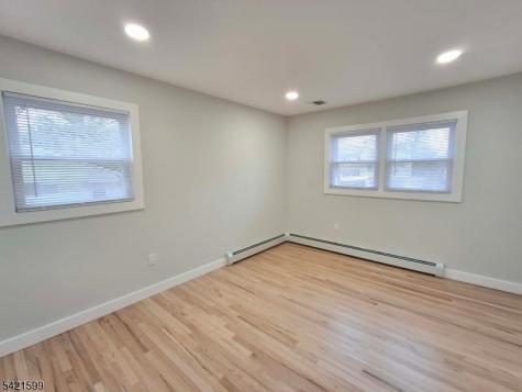 397 Lake Avenue Woodbridge NJ 07067