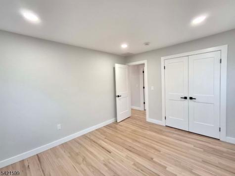 397 Lake Avenue Woodbridge NJ 07067