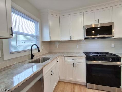 397 Lake Avenue Woodbridge NJ 07067