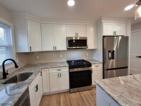 397 Lake Avenue Woodbridge NJ 07067