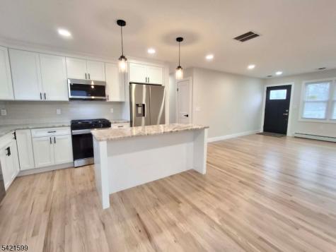 397 Lake Avenue Woodbridge NJ 07067
