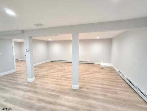 397 Lake Avenue Woodbridge NJ 07067