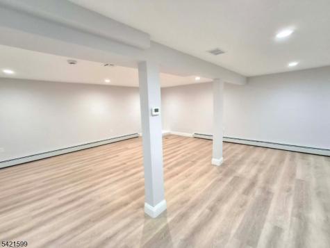 397 Lake Avenue Woodbridge NJ 07067